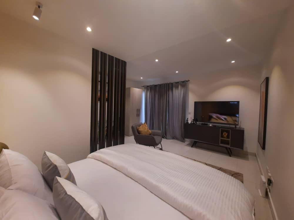 The Lennox Suites By Cozy Accra Eksteriør bilde